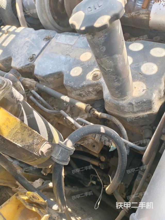 气门室盖螺丝特写（上车部件）