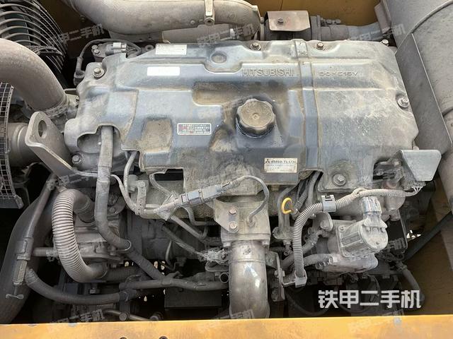 發(fā)動(dòng)機(jī)整體俯視(整機(jī)外觀) 發(fā)動(dòng)機(jī)整體俯視(整機(jī)外觀)