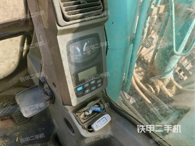 顯示屏?(駕駛室部分) 顯示屏?(駕駛室部分)