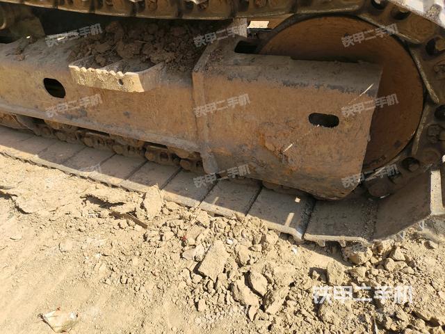 左驅(qū)動輪（行走機(jī)構(gòu)）