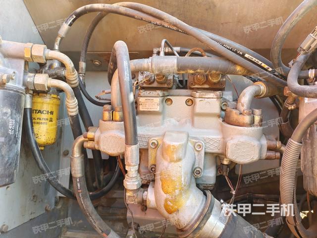 液壓泵室(大件艙室) 液壓泵室(大件艙室)