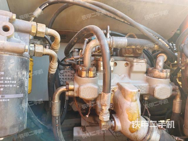 液壓泵斜45?左(大件艙室) 液壓泵斜45?左(大件艙室)