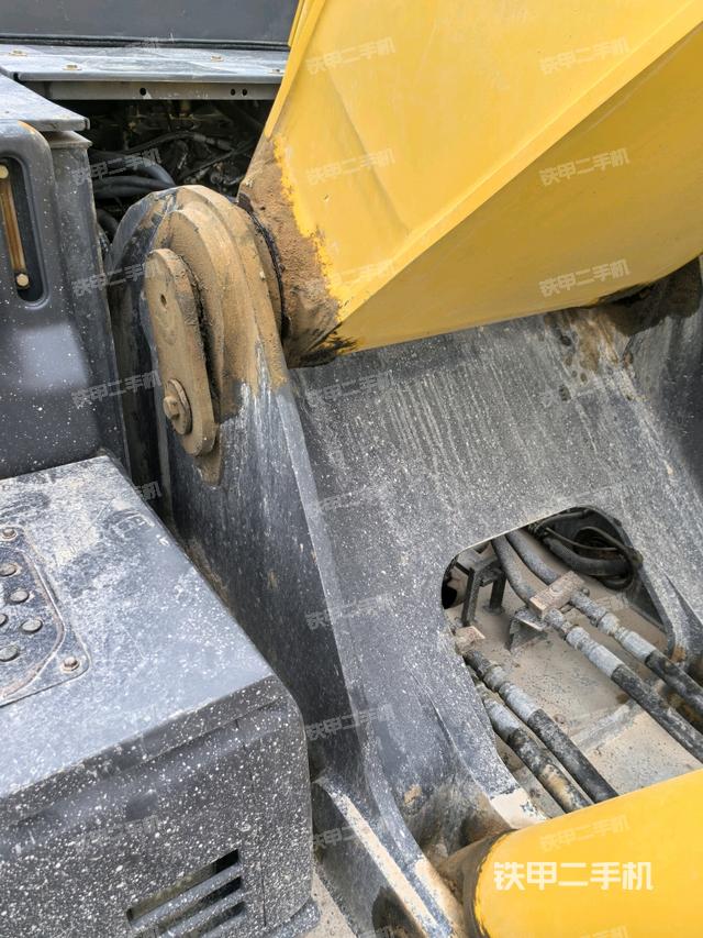 大臂根部?斜視（工作和回轉(zhuǎn)裝置）