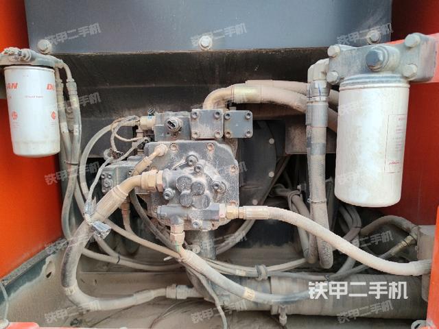液壓泵室(大件艙室) 液壓泵室(大件艙室)