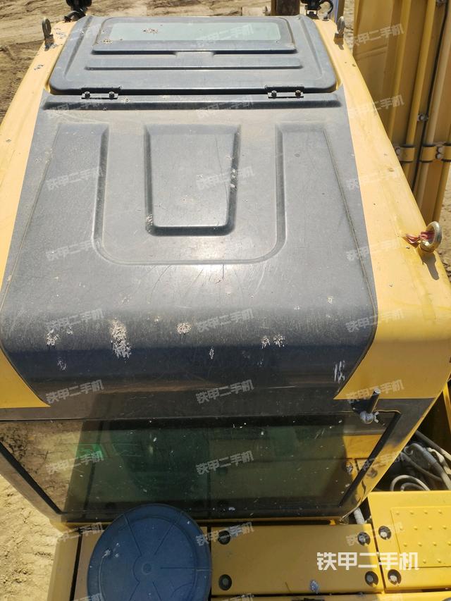 駕駛室頂部俯視（上車部件）