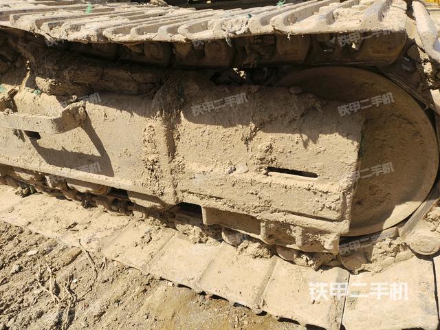 左驅(qū)動(dòng)輪(行走機(jī)構(gòu)) 左驅(qū)動(dòng)輪(行走機(jī)構(gòu))