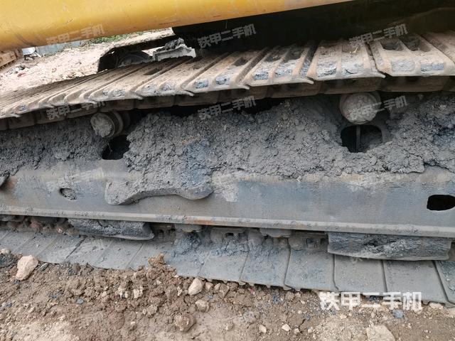 右側(cè)履帶整體（行走機構(gòu)）