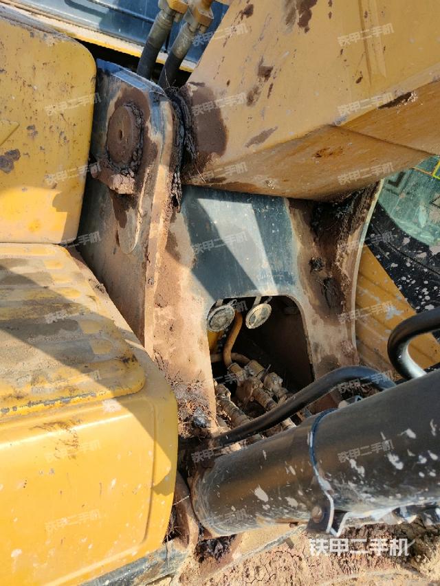 大臂根部?斜視（工作和回轉(zhuǎn)裝置）