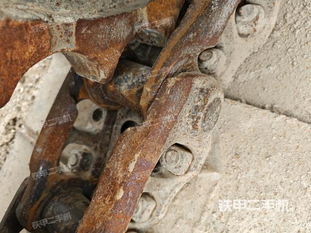 右側(cè)履帶整體（行走機(jī)構(gòu)）