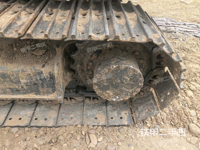 左側(cè)行走馬達蓋板(行走機構(gòu)) 左側(cè)行走馬達蓋板(行走機構(gòu))