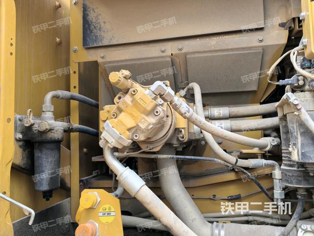 電瓶(大件艙室) 電瓶(大件艙室)