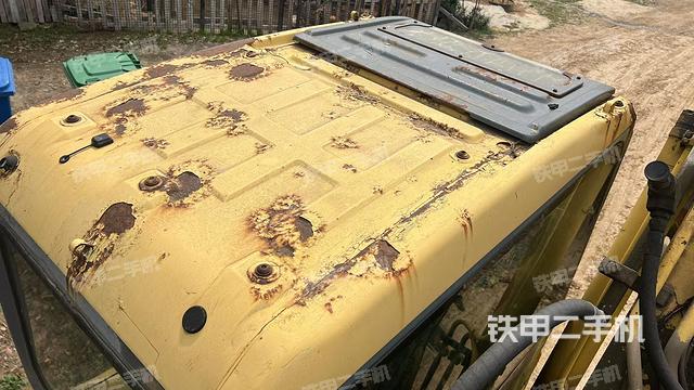 駕駛室頂部俯視（上車部件）