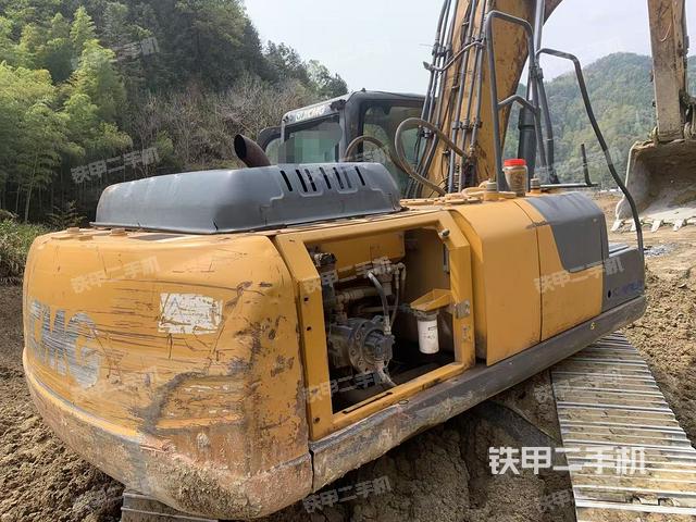 整機(jī)右后45°(整機(jī)外觀) 整機(jī)右后45°(整機(jī)外觀)