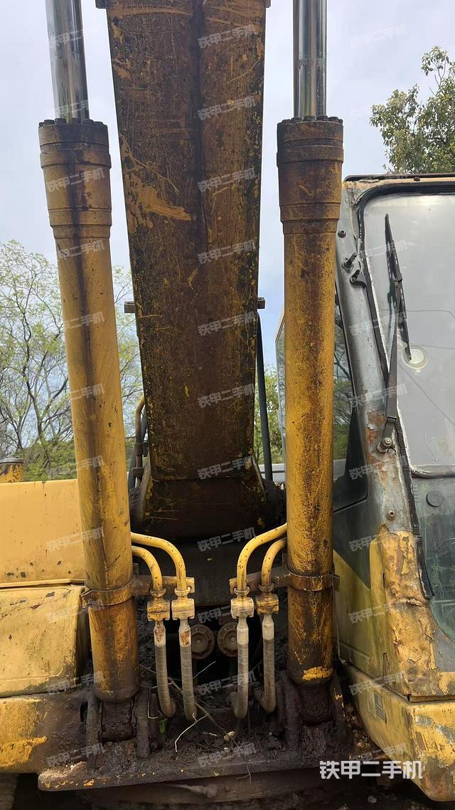 大臂油缸整體?豎拍（工作和回轉裝置）