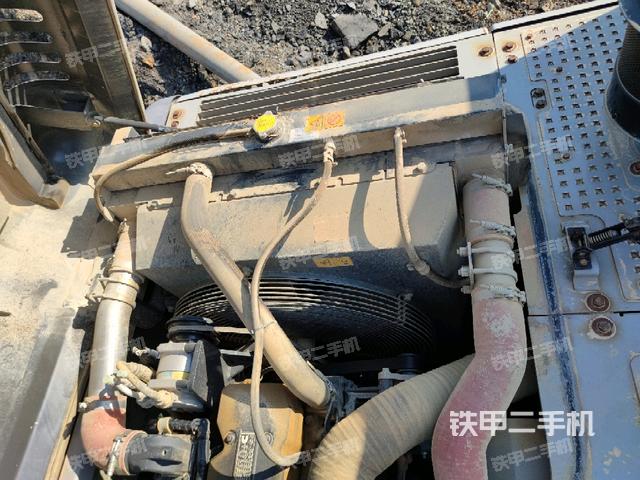 水箱+风扇特写(上车部件) 水箱+风扇特写(上车部件)