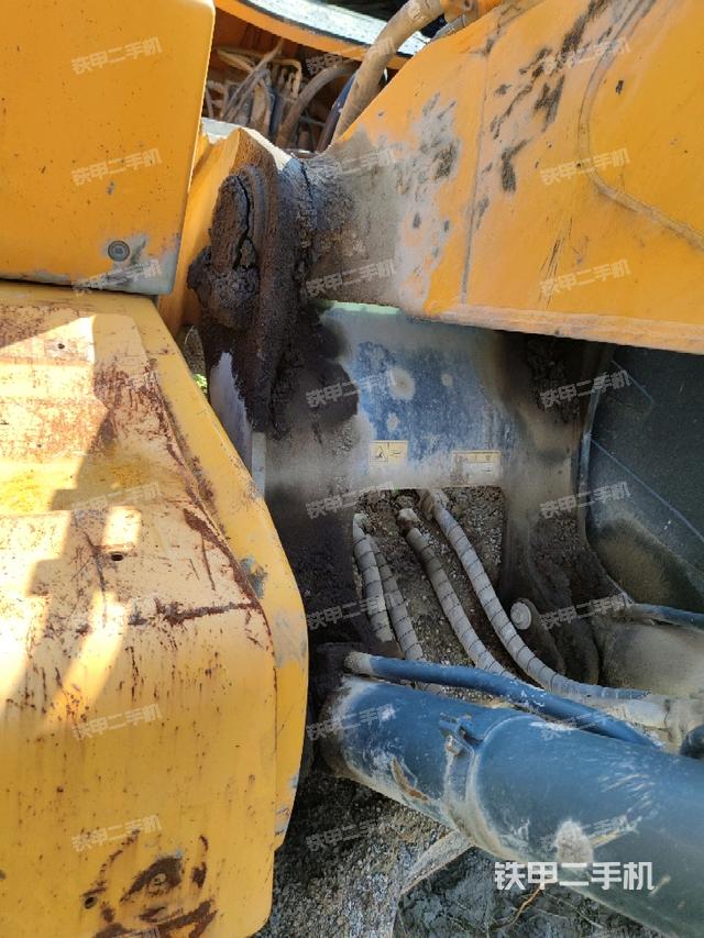 大臂根部?斜視（工作和回轉(zhuǎn)裝置）