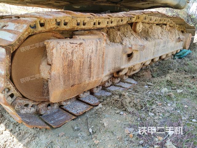 左側(cè)履帶整體?（行走機(jī)構(gòu)）