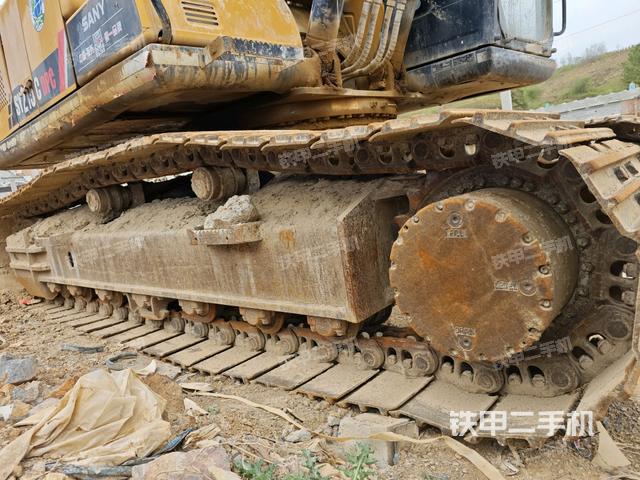 左側(cè)履帶整體?（行走機(jī)構(gòu)）