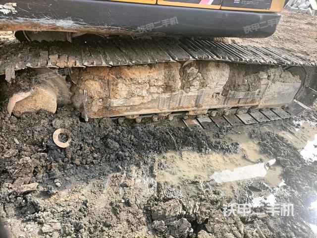 左側(cè)履帶整體?（行走機(jī)構(gòu)）