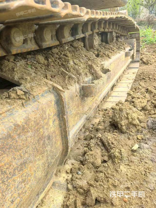 單側(cè)履帶整體（整機外觀）