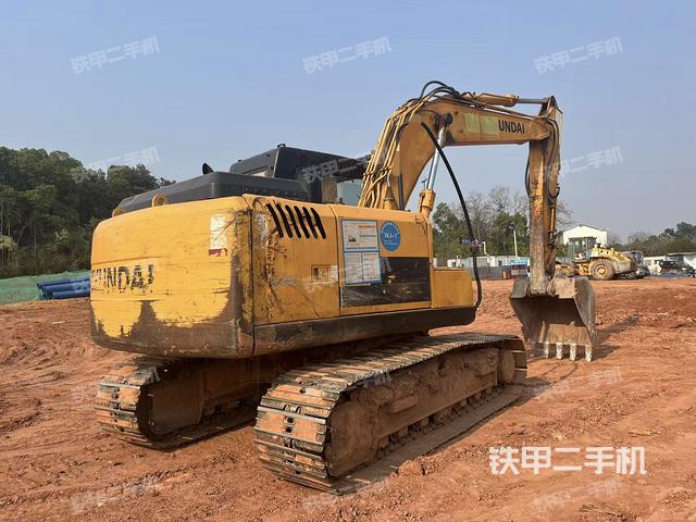 右后45(整機(jī)外觀) 右后45(整機(jī)外觀)