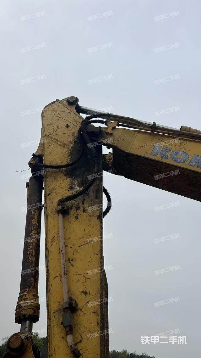 小臂整體左后（工作和回轉裝置）