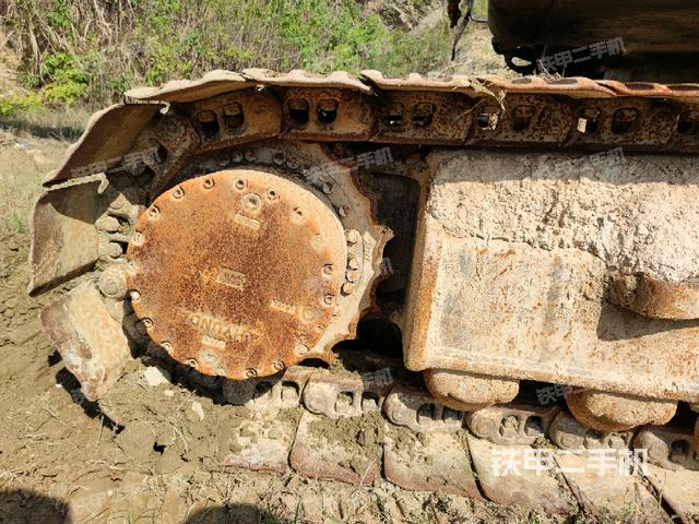 右驅(qū)動(dòng)輪（行走機(jī)構(gòu)）