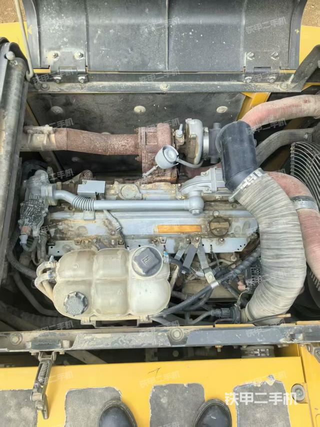 發(fā)動機整體俯視（整機外觀）