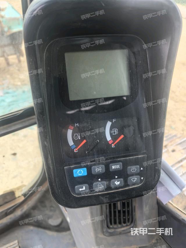 顯示屏?(駕駛室部分) 顯示屏?(駕駛室部分)