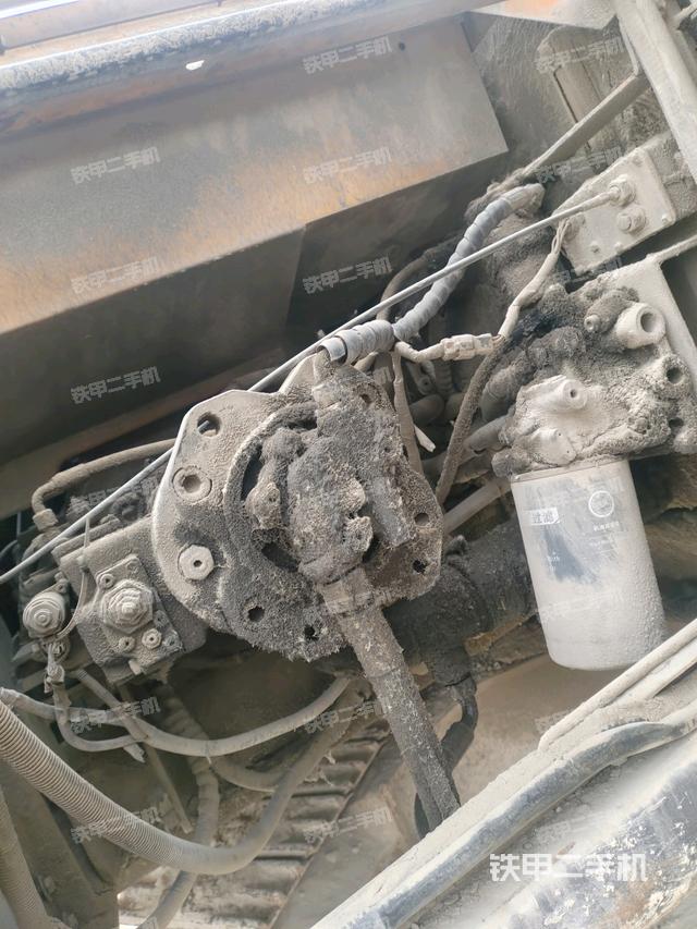 液壓泵室(大件艙室) 液壓泵室(大件艙室)