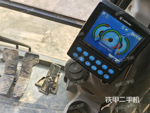 小時表(駕駛室部分) 小時表(駕駛室部分)