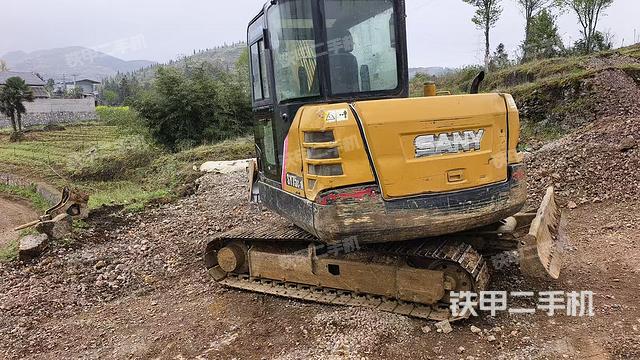 整機右后45°（整機外觀）