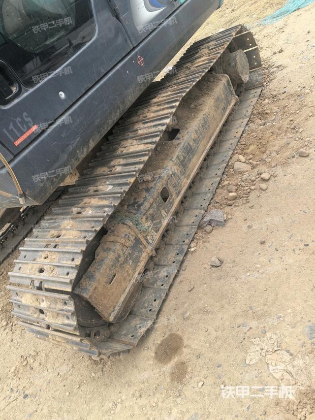 左側(cè)履帶整體?(行走機構(gòu)) 左側(cè)履帶整體?(行走機構(gòu))