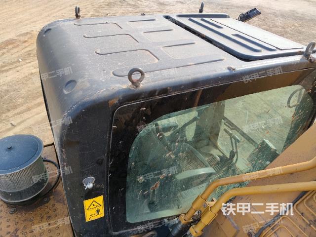 駕駛室頂部俯視（上車部件）