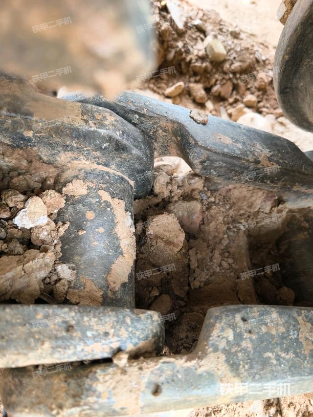 右側(cè)履帶整體（行走機(jī)構(gòu)）