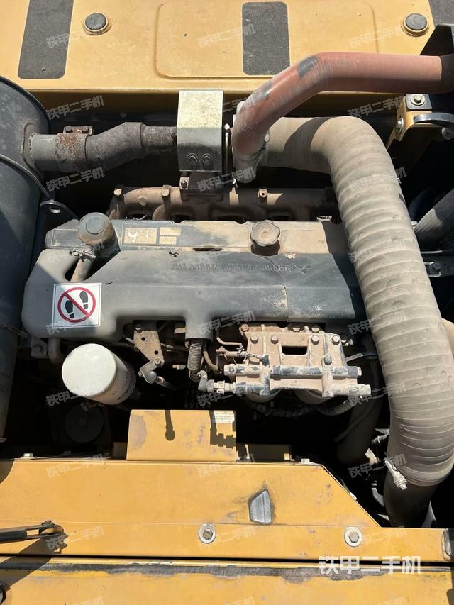 發(fā)動機(jī)室(上車部件) 發(fā)動機(jī)室(上車部件)