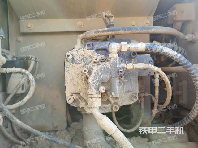 液压泵斜45 右(大件舱室) 液压泵斜45 右(大件舱室)