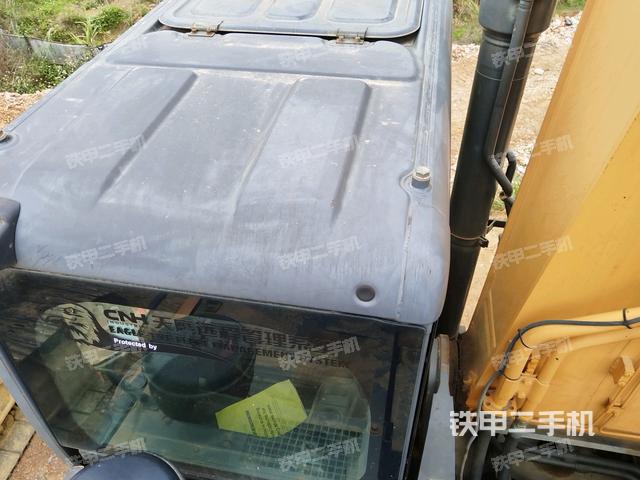 駕駛室頂部（整機(jī)外觀）