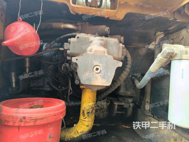 散热器正面(大件舱室) 散热器正面(大件舱室)