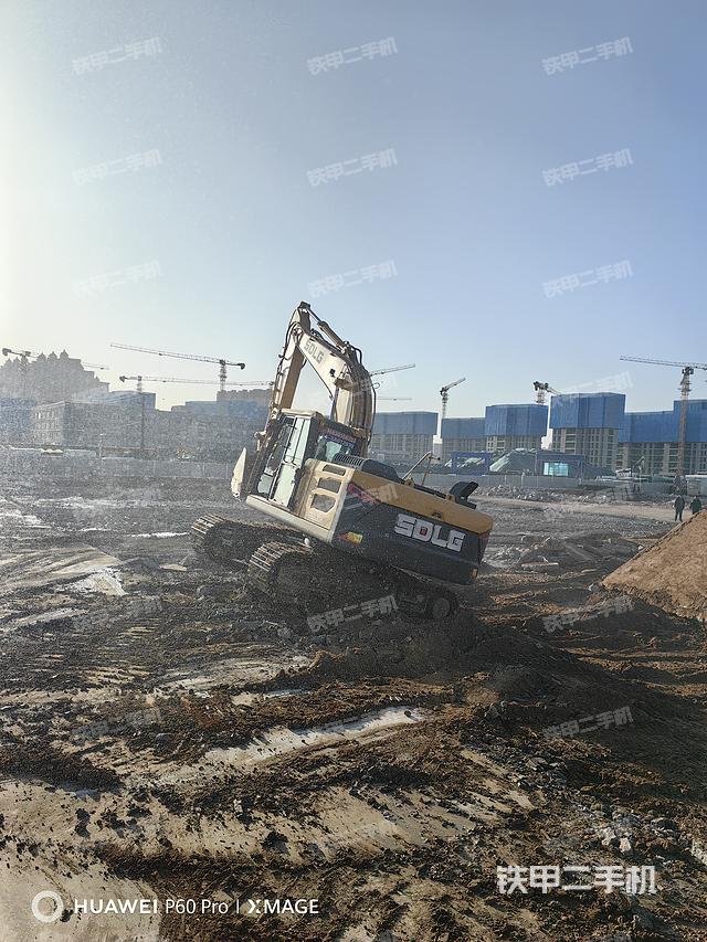 驾驶室整体（整机外观）