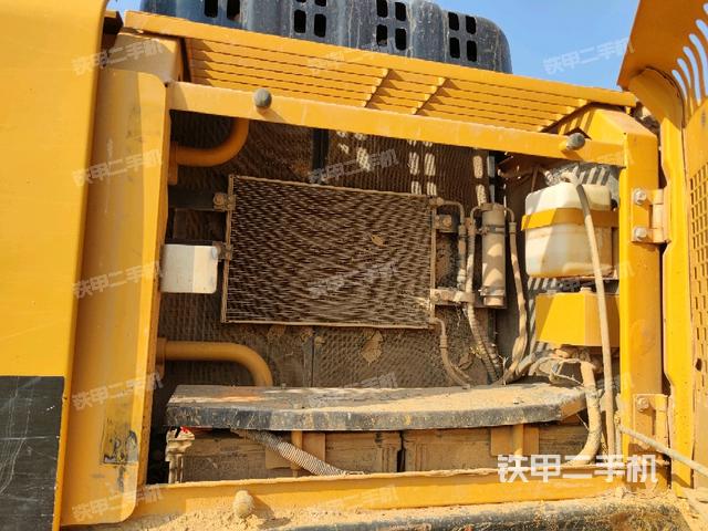 散熱器正面（大件艙室）