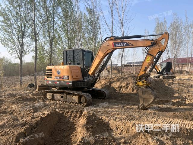 整機右后45°(整機外觀) 整機右后45°(整機外觀)