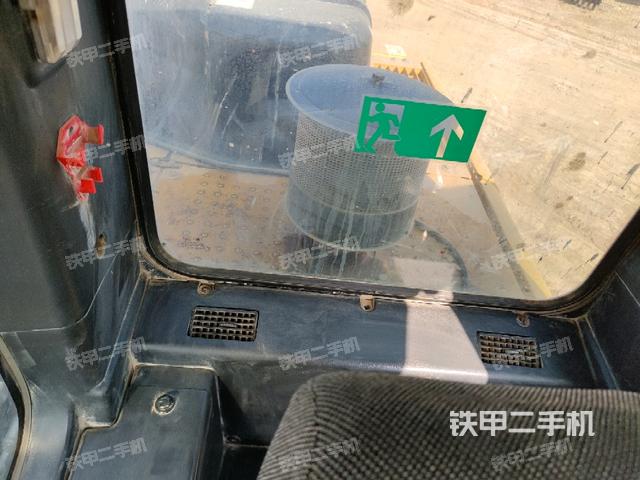 座椅后部（駕駛室部分）