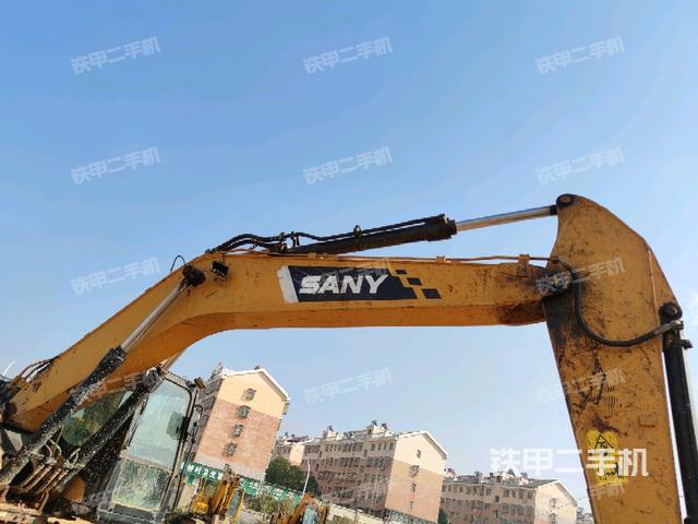 大臂整體?右側(cè)（工作和回轉(zhuǎn)裝置）