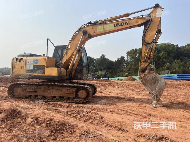右前45(整機(jī)外觀) 右前45(整機(jī)外觀)