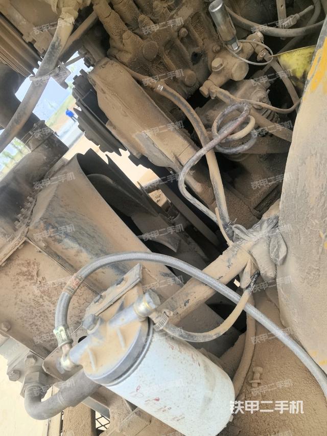 風(fēng)扇及皮帶（壓路機(jī)發(fā)動機(jī)艙）