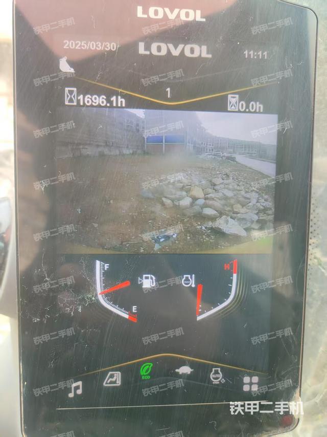 驾驶室整体（整机外观）