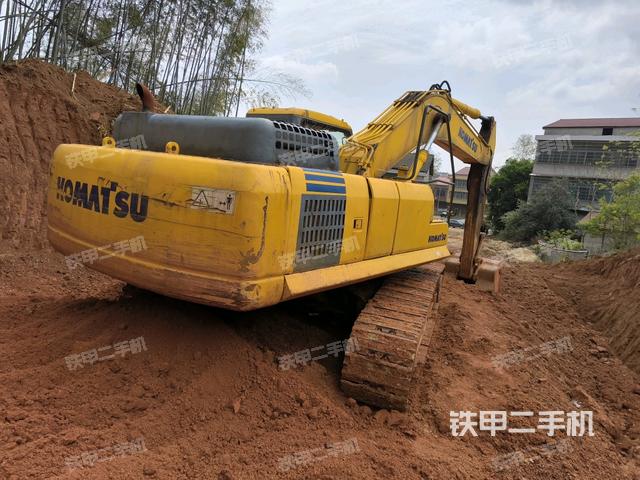 右后45(整机外观) 右后45(整机外观)