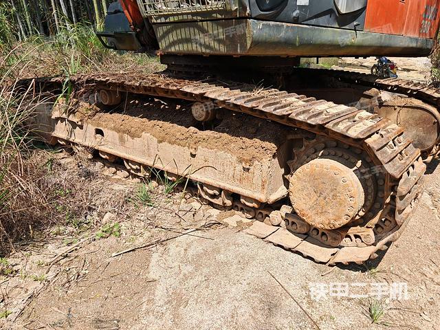 單側(cè)履帶整體（整機(jī)外觀）