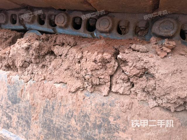 左側(cè)履帶整體?(行走機(jī)構(gòu)) 左側(cè)履帶整體?(行走機(jī)構(gòu))
